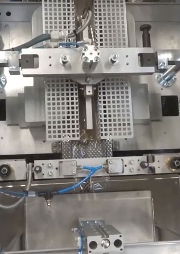 Machine TG284